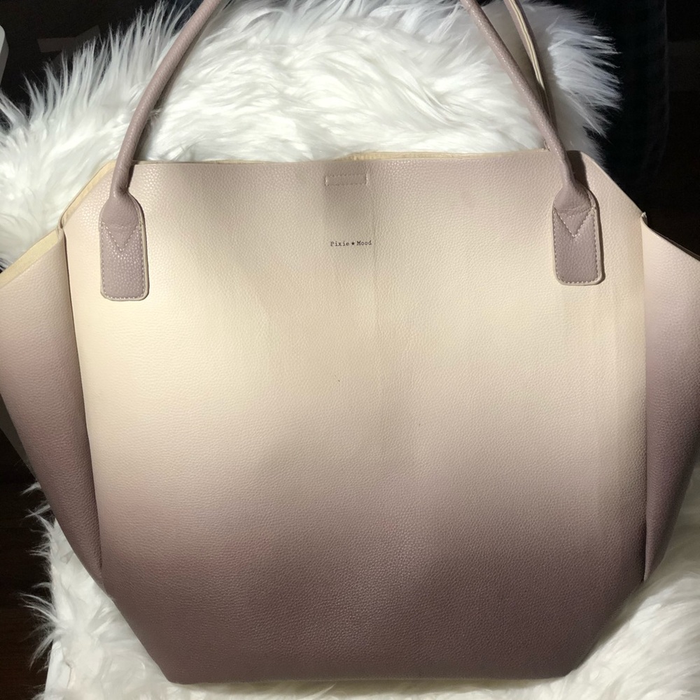 Large Tote / Shoulder Bag!